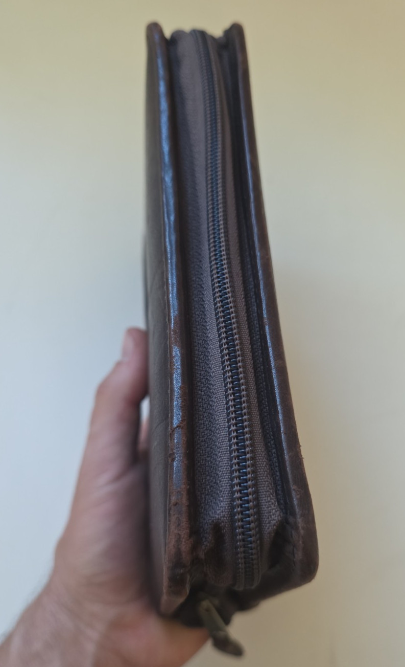 Franklin Covey Brown Top Grain Cowhide Leather Classic Full Zip Binder 6 Ring
