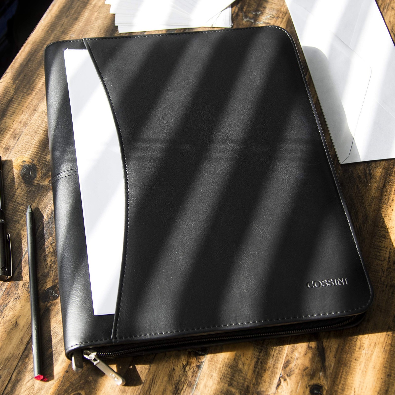 Vegan Leather Business Portfolio Padfolio – 10.1″ Tablet Sleeve, Zipper, Calcula