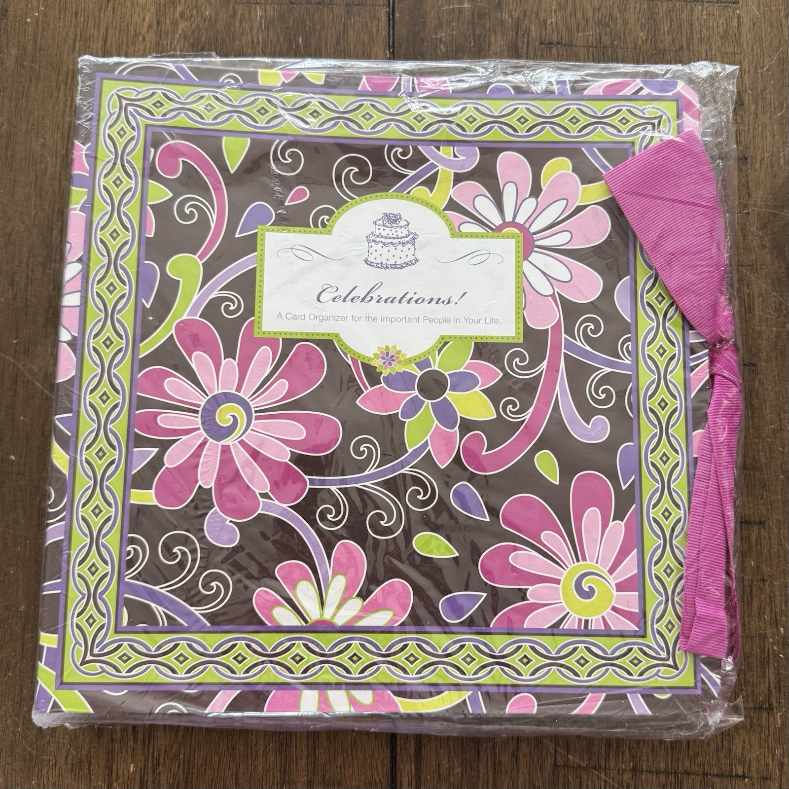 Vera Bradley Celebrations Book Greeting Card Organizer Purple Punch 9” New!