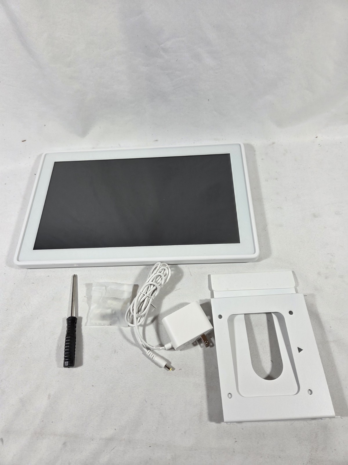 Digital Smart Wall Calendar w/App 15.6 inch Touch Screen FREE SHIP