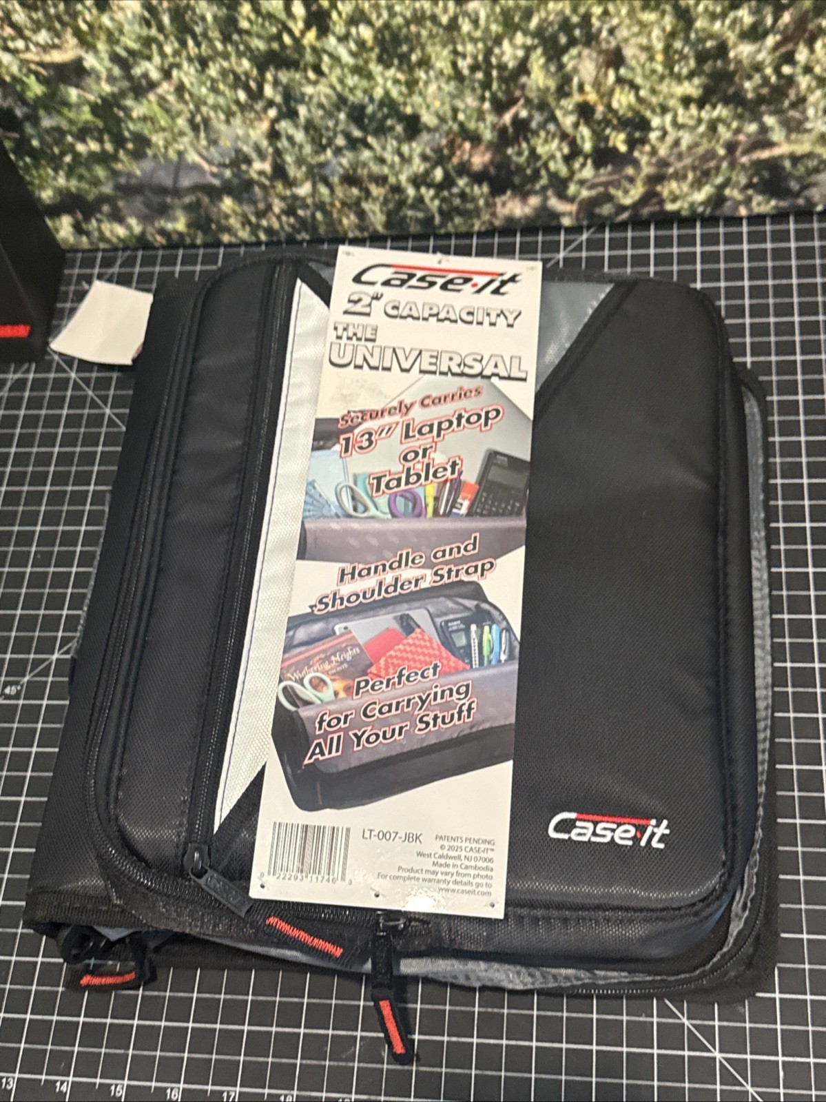 Case It The Universal Laptop Zipper Binder 2” Capacity Handles & Shoulder Straps