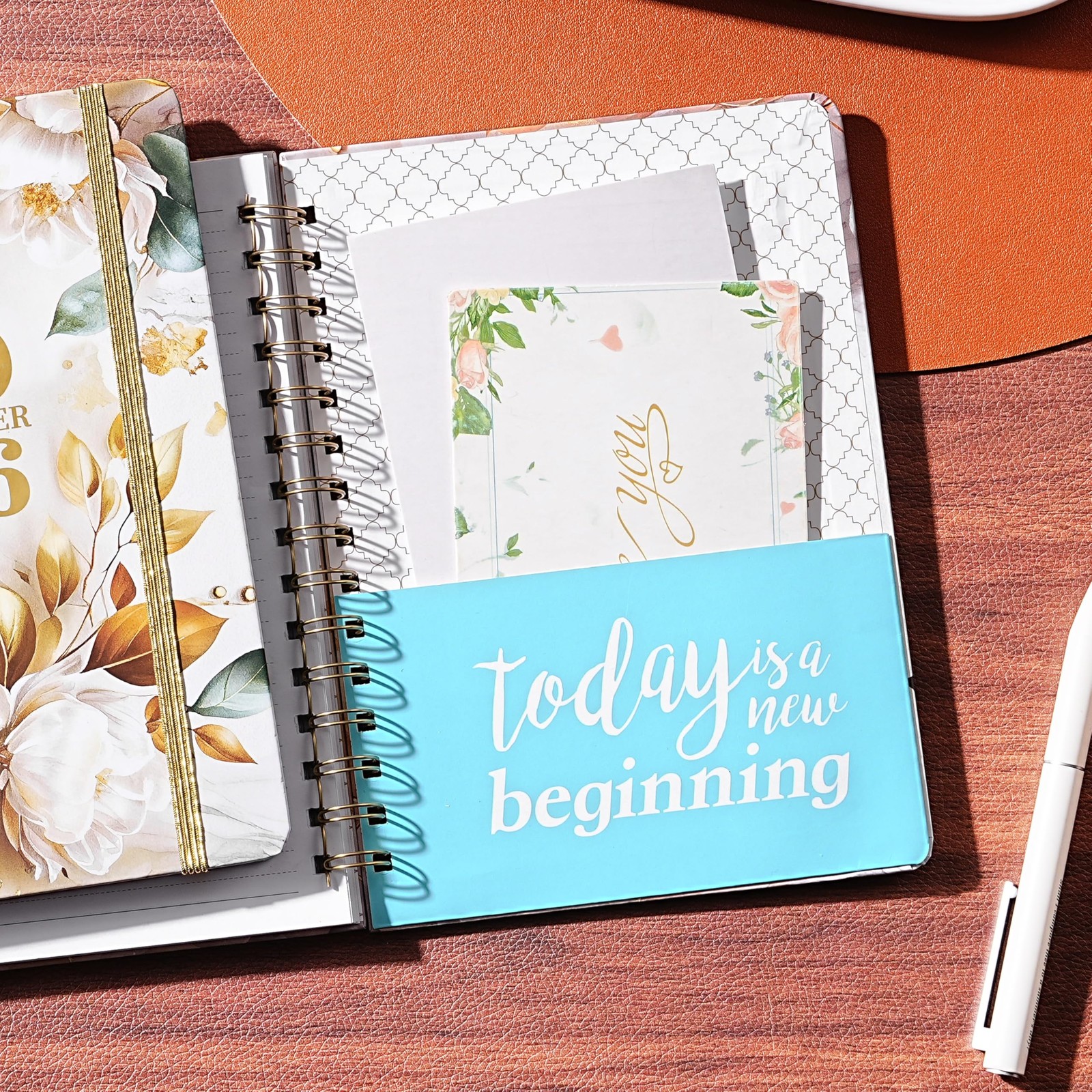 2026 Planner – 2026 Weekly and Monthly, JAN.2026 – 6.4″ x 8.5″, Gold