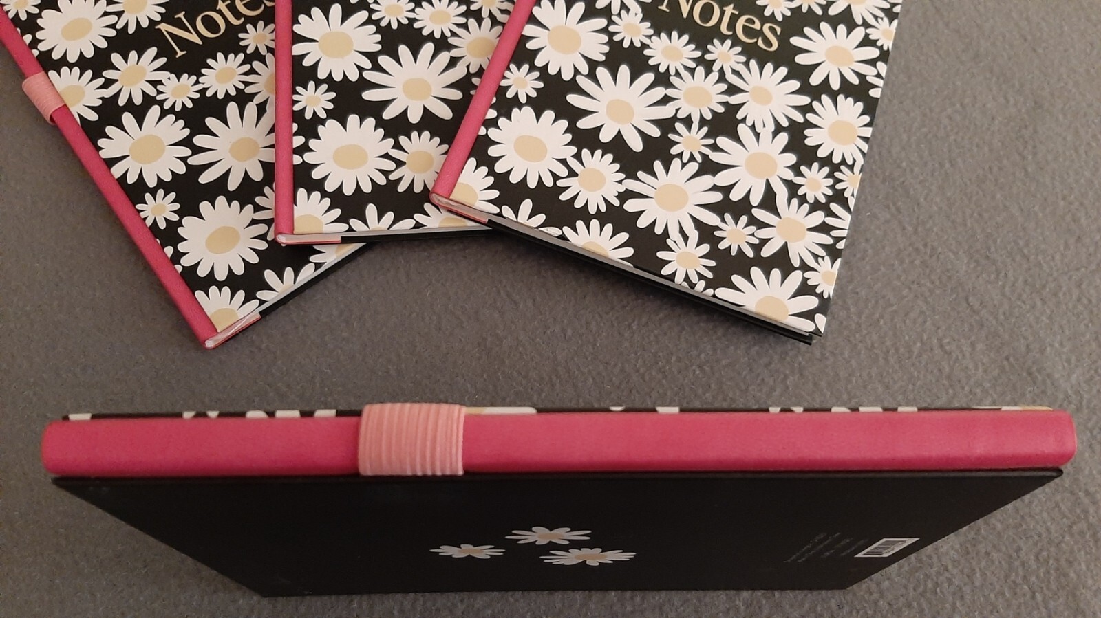 Lot of 4 – Hardcover Daisy Journal 120 Pages – Page Keeper Ribbon & Pen Holder