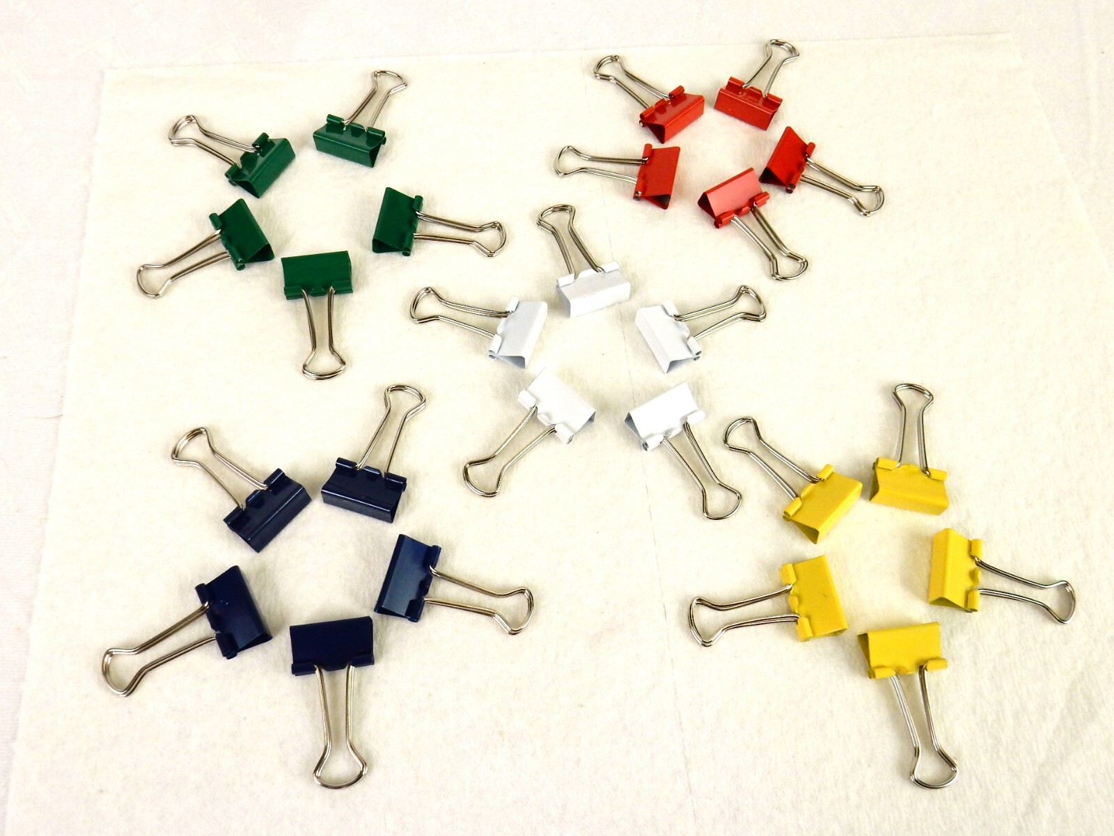 25 Pack Binder Clips, 3/4″/19mm, Magnetic Tin w/See-Thru Cover, 5 Colors, PLT#12