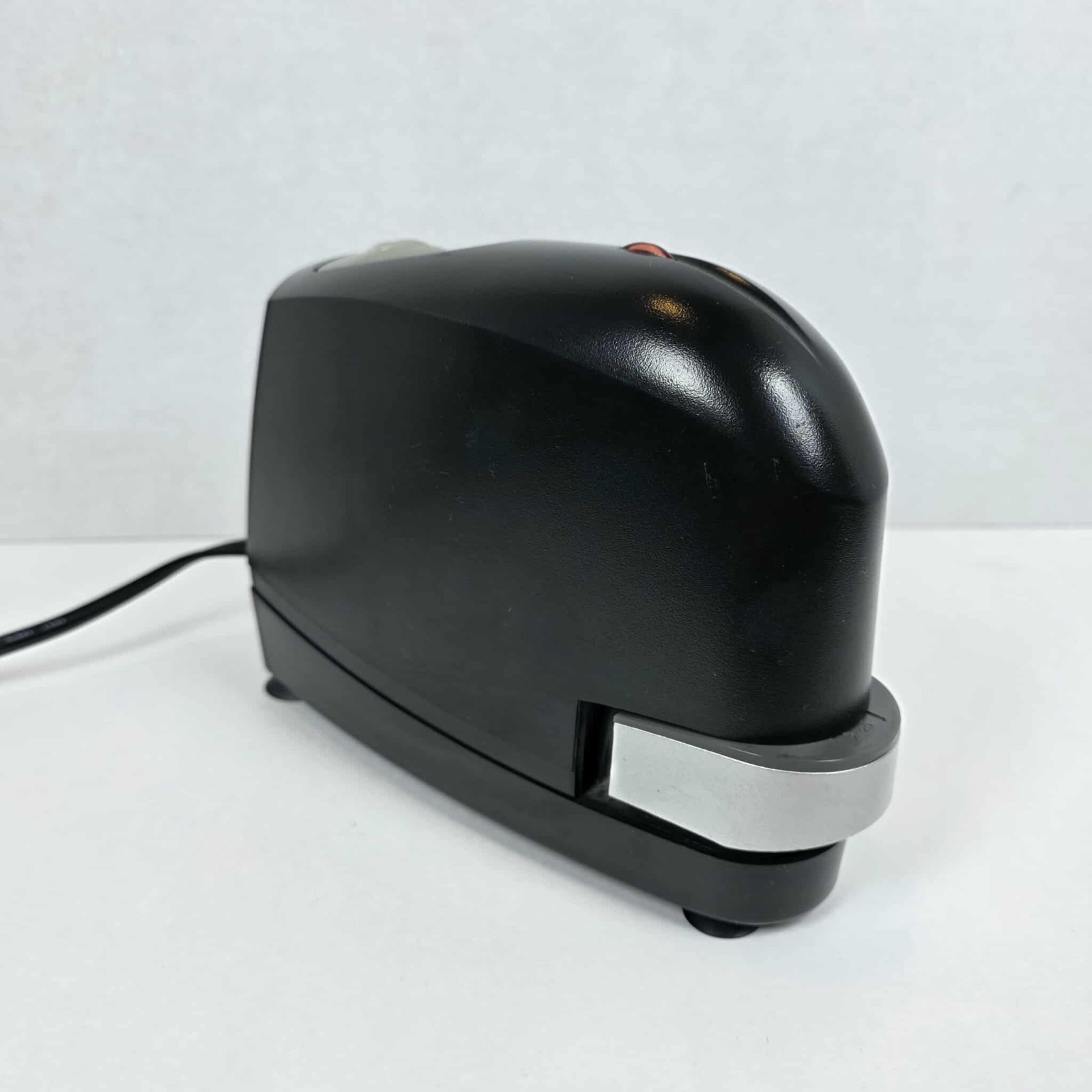 Bostitch B8E-VALUE B8 Impulse 45 Sheet Electric Stapler and Staples – Black