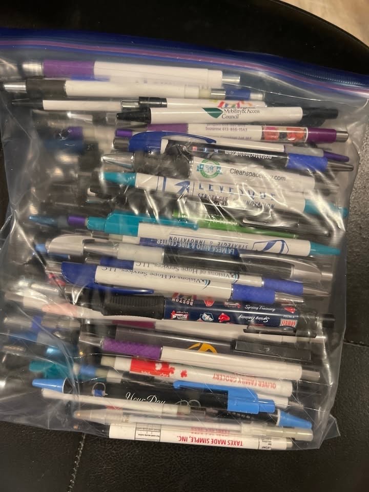 Bulk Lot 100 Misprint Promotional Ballpoint Pens Retractable Assorted Ink