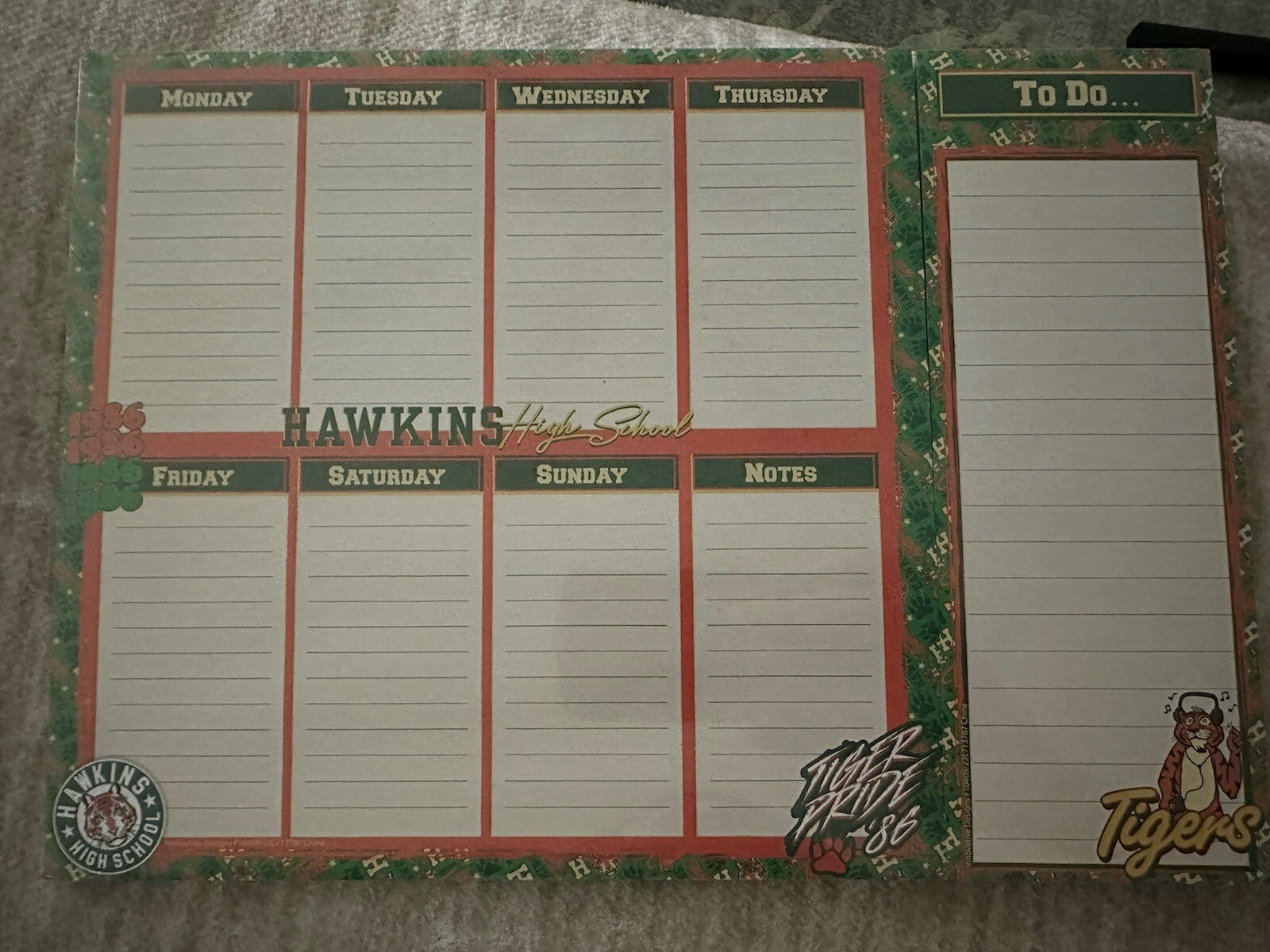 Stanger Things – Hawkins High 1986 -Week Planner And To Do List Pad – Brand New