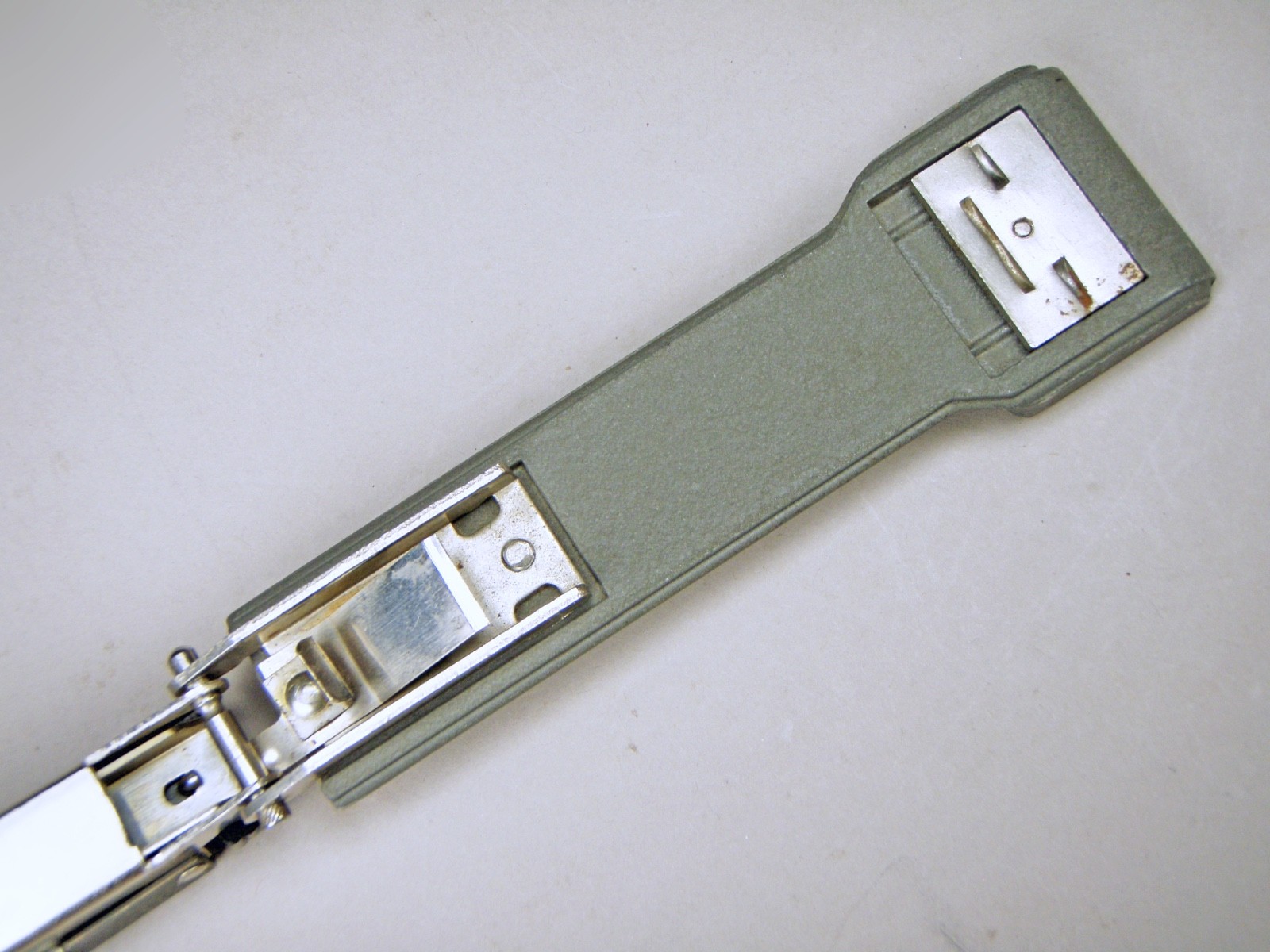 Vintage Apsco 4004 Office / Desk Stapler Small Made in Sweden 5″ Avocado