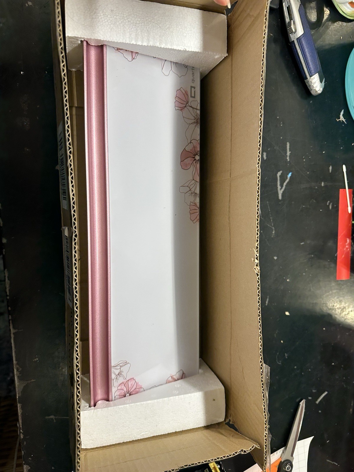 Quartet Glass Desktop Pad, Floral White with Rose Gold, Glass Surface