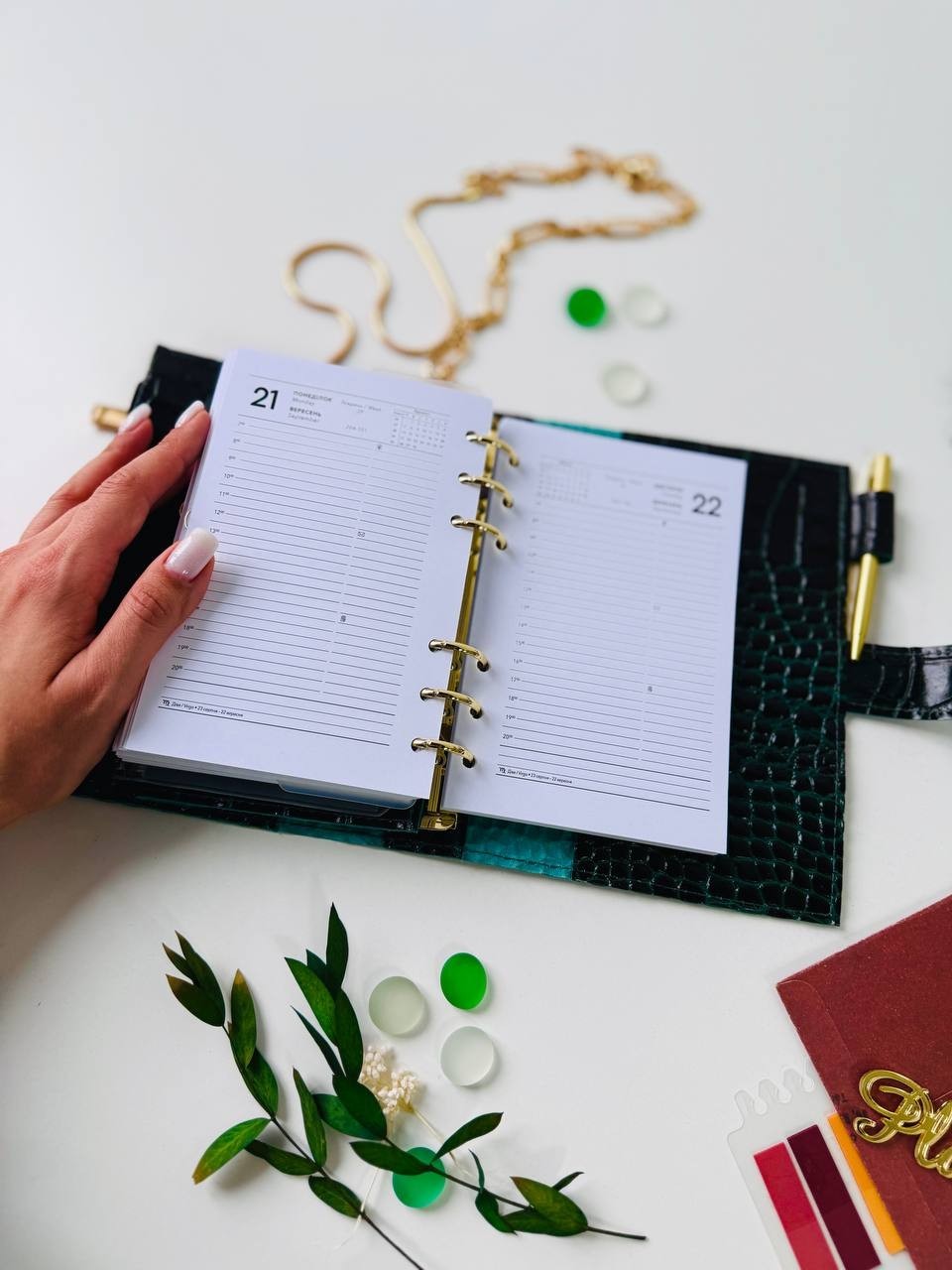 Green A6 leather notebook cover binder 6-Rings. Dated 2026 planner gift for her.