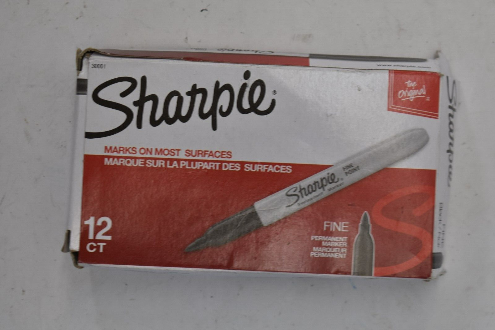 Lot of 12 Sharpie Permanent Markers Fine Point Black The Original Genuine OEM