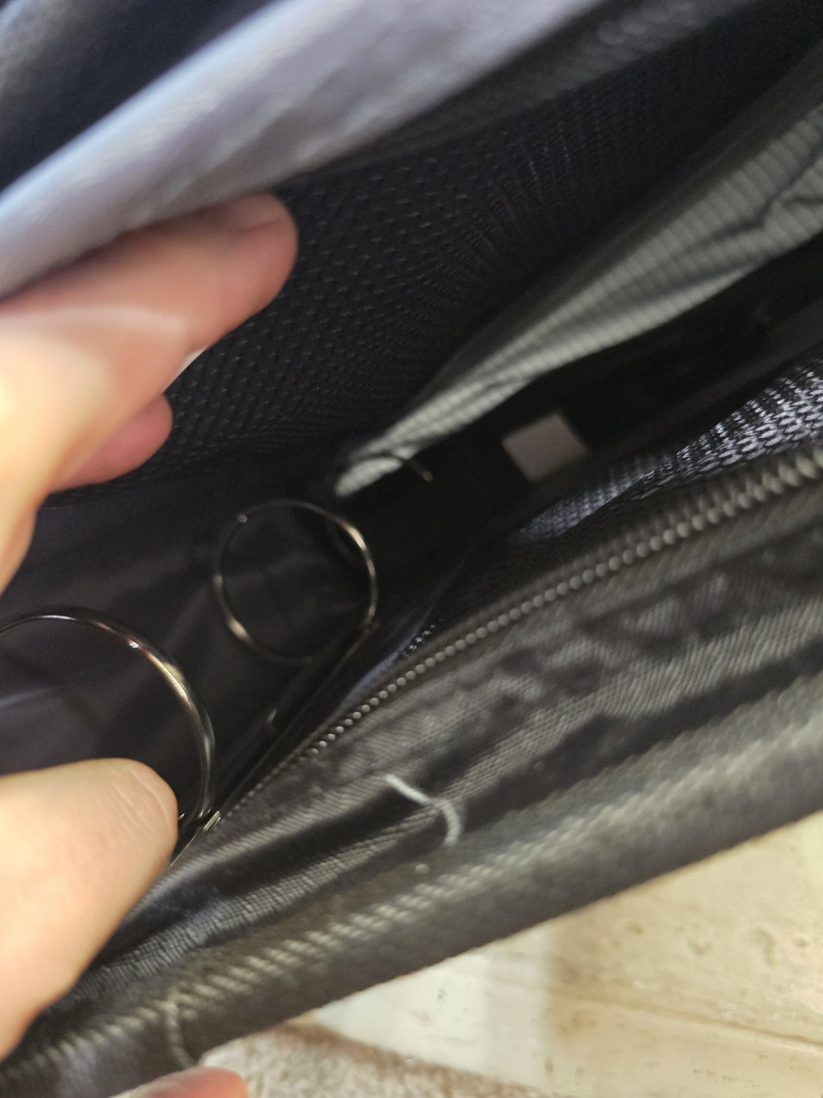 Case It Case-it The Flip Top 2″ 3-Ring Zipper Binder Blue
