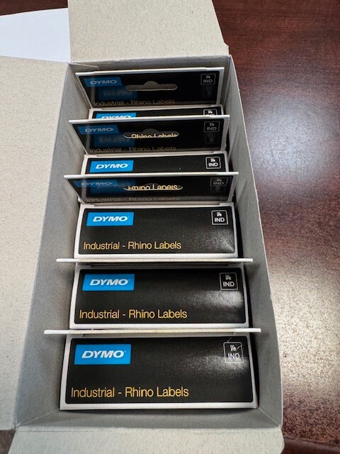 BOX OF 5 DYMO Rhino Vinyl Industrial Label Tape 3/4″ x 18 ft White/Black