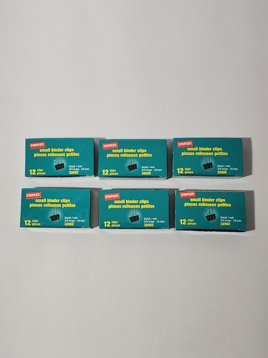 Staples Small Binder Clips Black 32002 12 Clips Each 3/4In. 19mm NIB X6 72 Total
