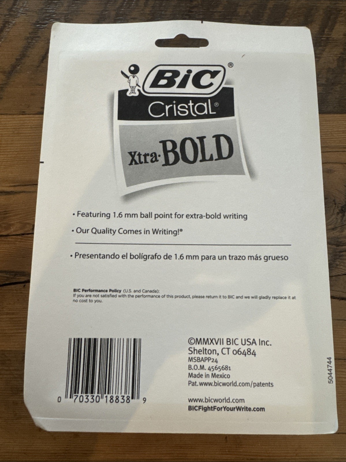 BIC Cristal Xtra Bold Pens 24 Pack 1.6mm Assorted Colors Ballpoint Pens