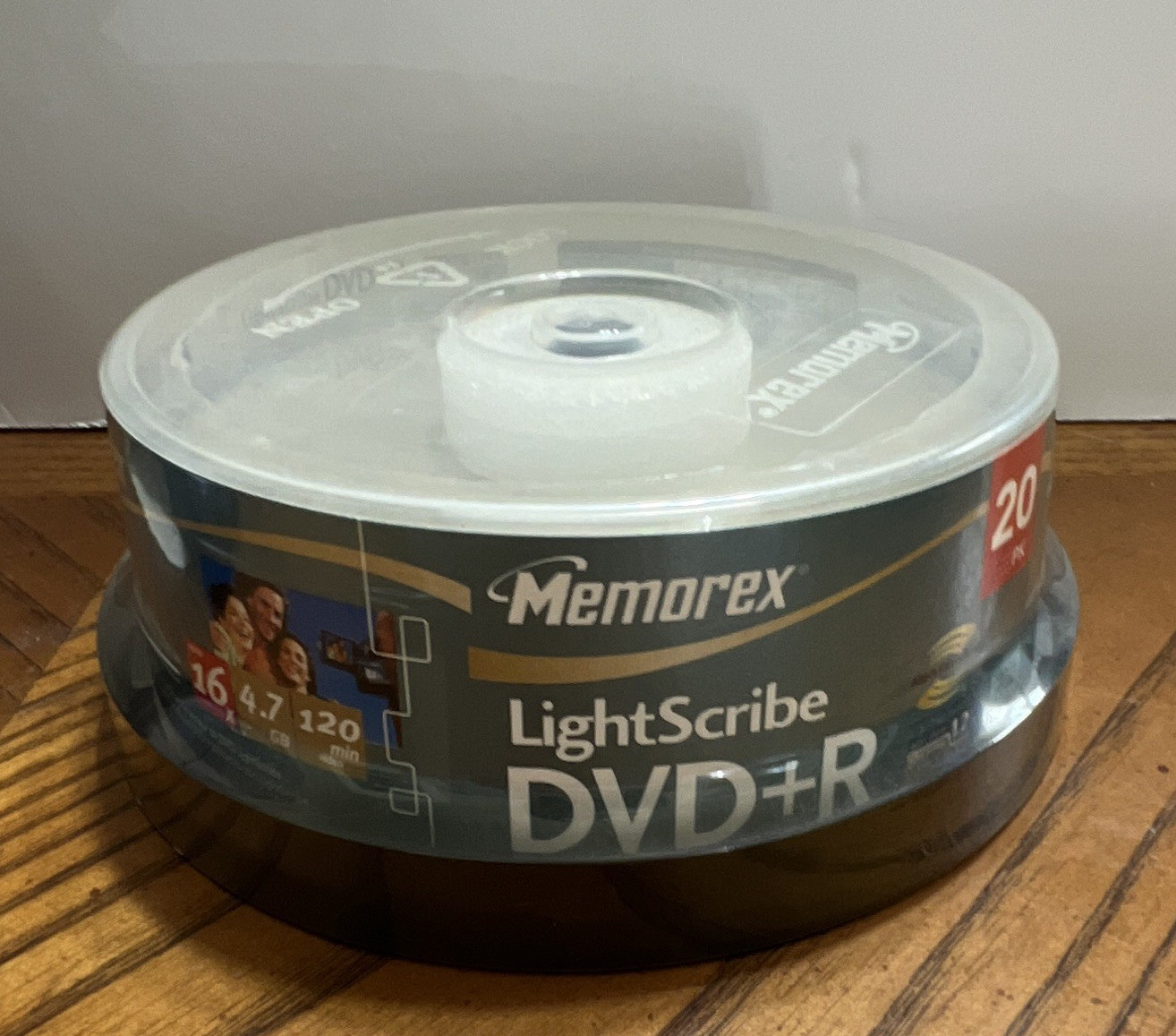 Memorex LightScribe DVD+R Recordable Discs 20-Pack Spindle 4.7GB 16X 120 Min New
