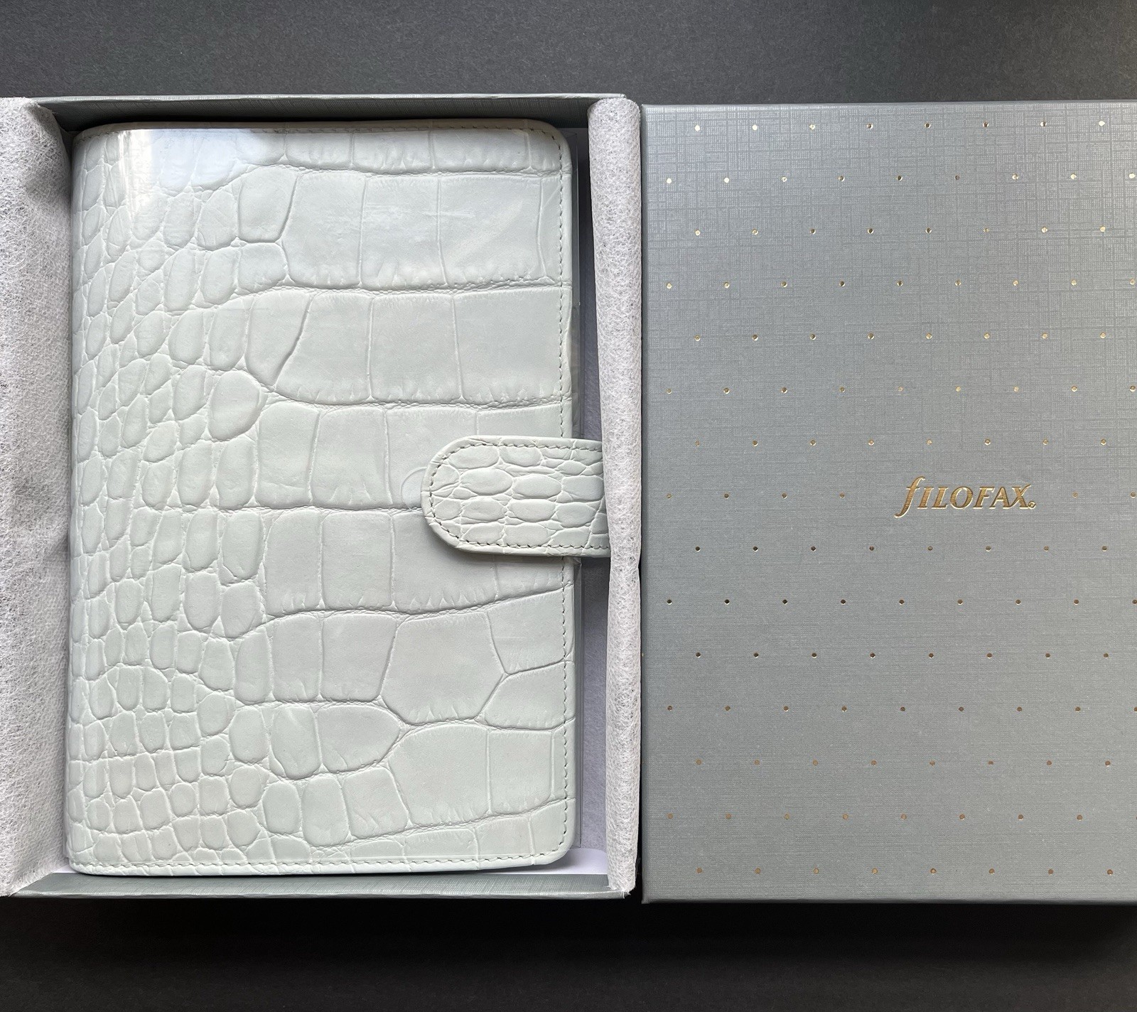 Filofax Classic Croc Organizer Personal Size “Silver Mist” EUC Soft Italian Calf
