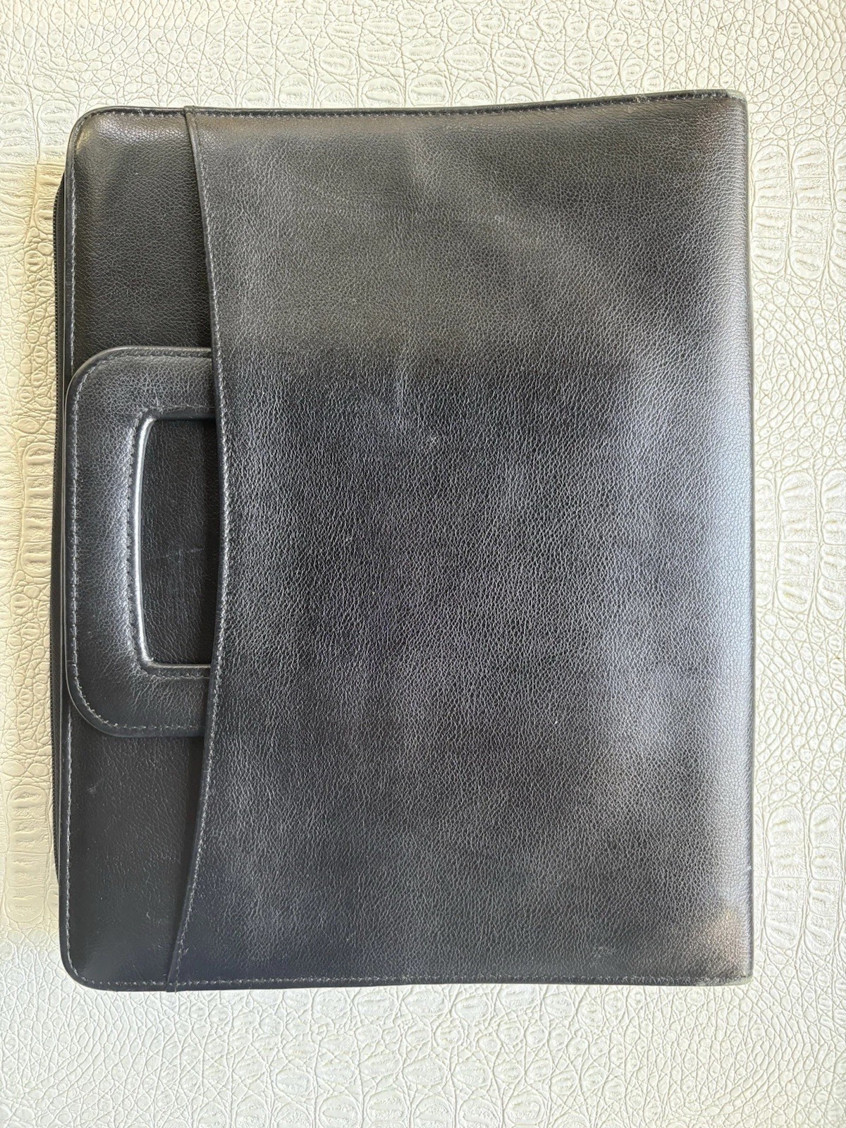 VTG Day Runner Planner Black Faux Leather Zip 3-Ring Entrepreneur Hidden Handles