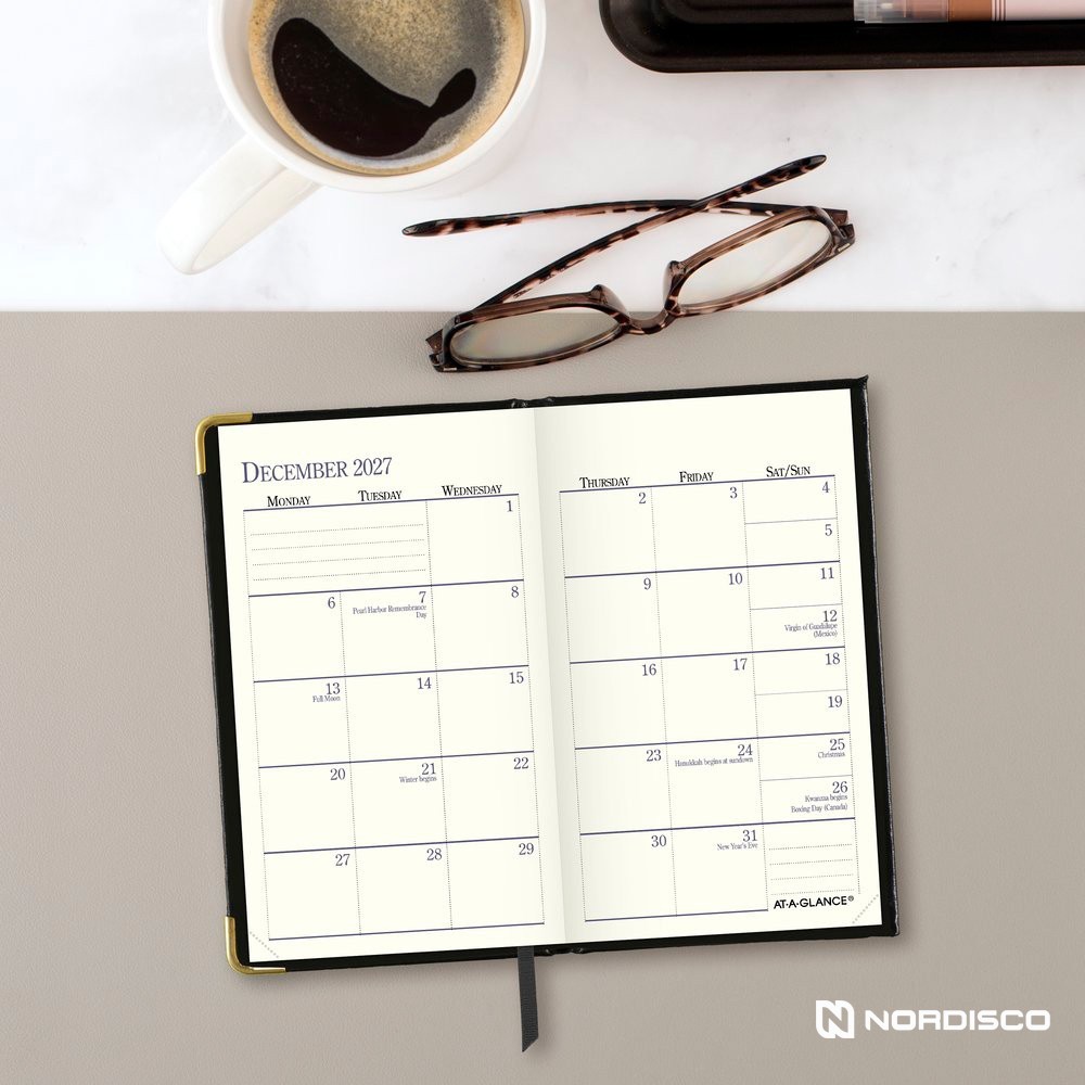 2026 At-A-Glance 70-1111-05 Fine Diary Weekly/Monthly Planner, 3 x 5″