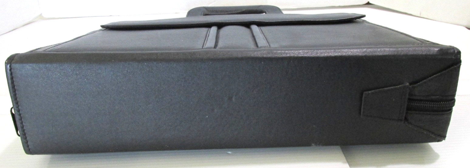 Hazel Zipper Brief Case Retractable Handles 3 Ring Binder 2” Pen Pockets Black
