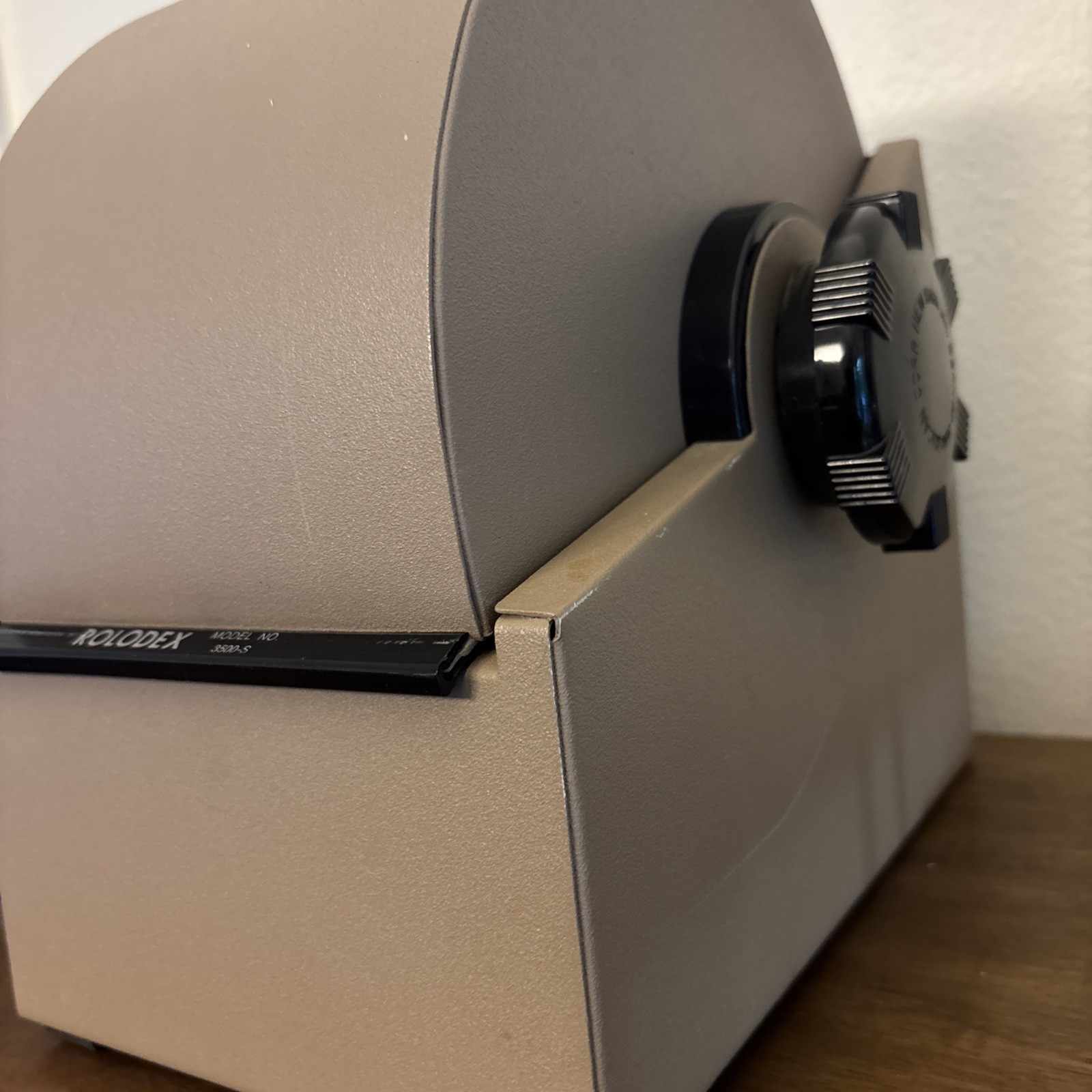 ROLODEX ZEPHYR 3500-S Vintage MCM Heavy Duty Beige Tan Metal *No Key for Lock*