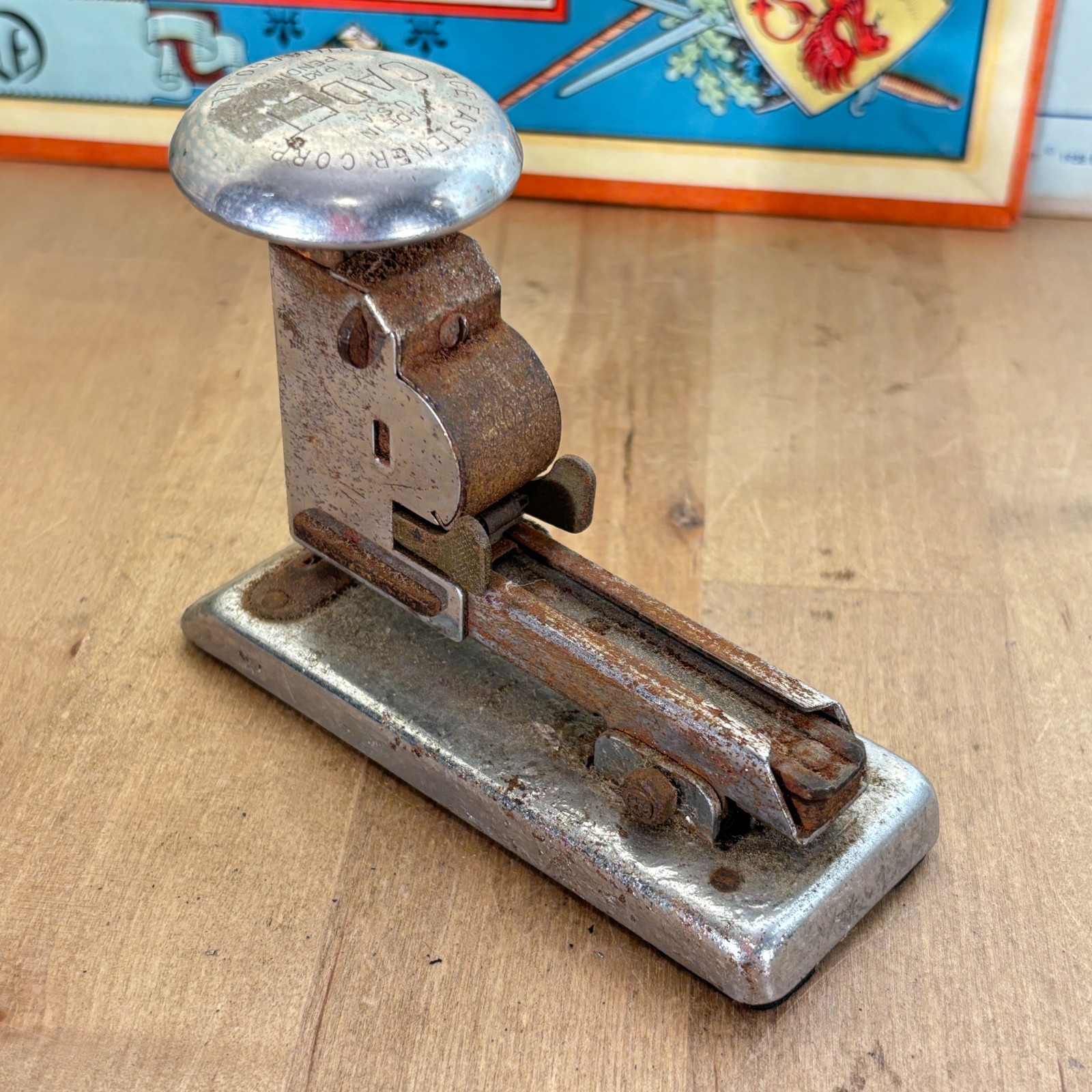 Vintage Stapler Cadet 302 Ace Fastener Corp Chicago USA Deco Tested/Works 4.25″l