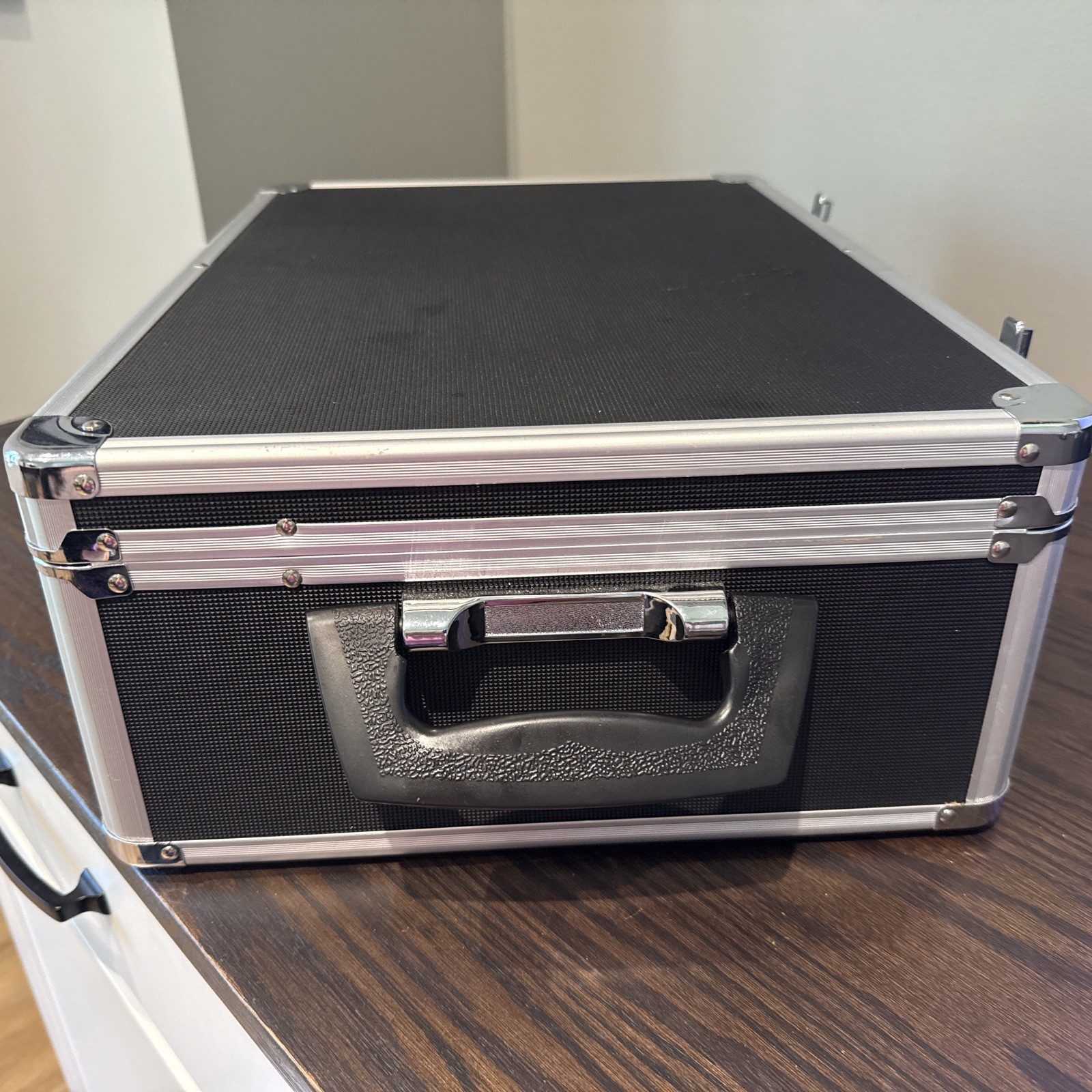 vaultz black combination lock storage box chest 18x13x6 computer cash dorm room