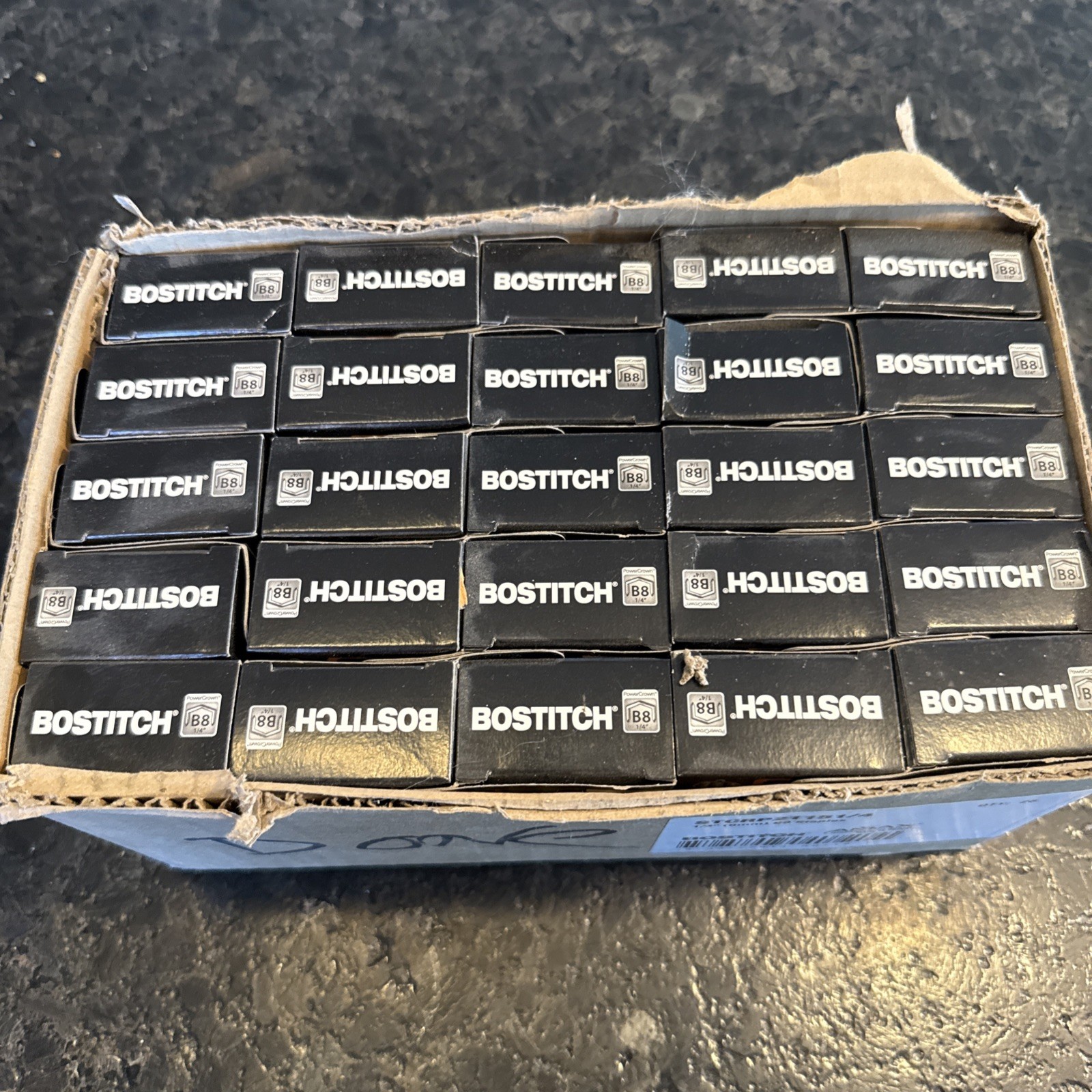 Lot of 25 New Boxes Stanley-Bostitch B8 Staples 1/4″ 5,000 per box,125,000 total