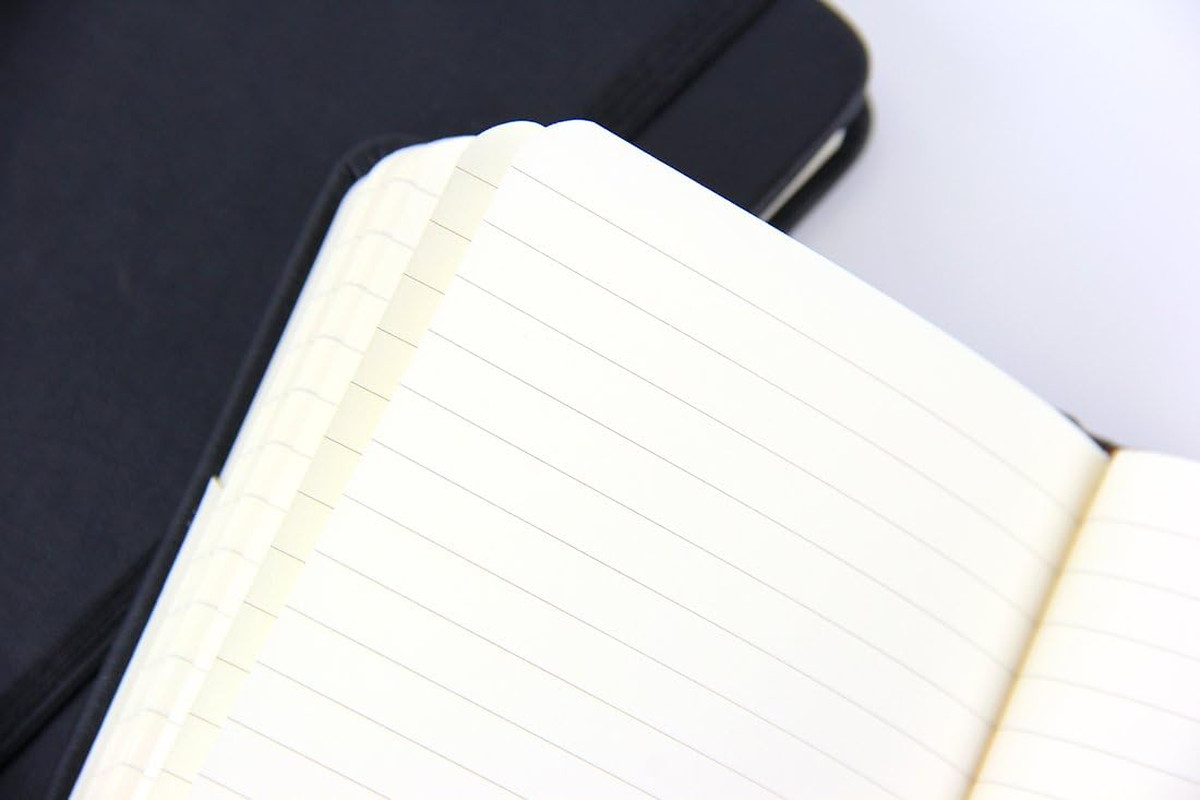 (2-Pack Pocket Notebook 3.5″ X 5.5″, Small Hardcover Journal with Pen Holder, In