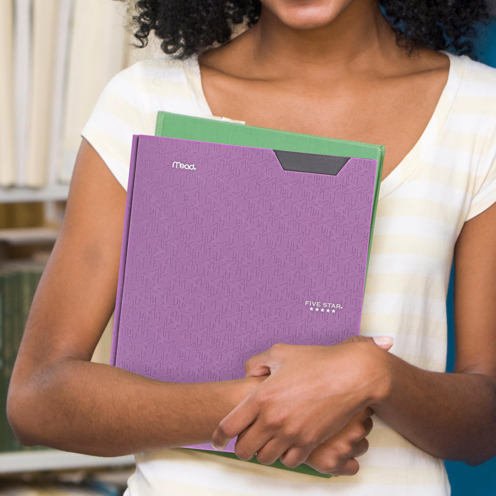 Five Star 2-Pocket Folder, Plastic Folder with 1 Count (Pack of 1), Purple