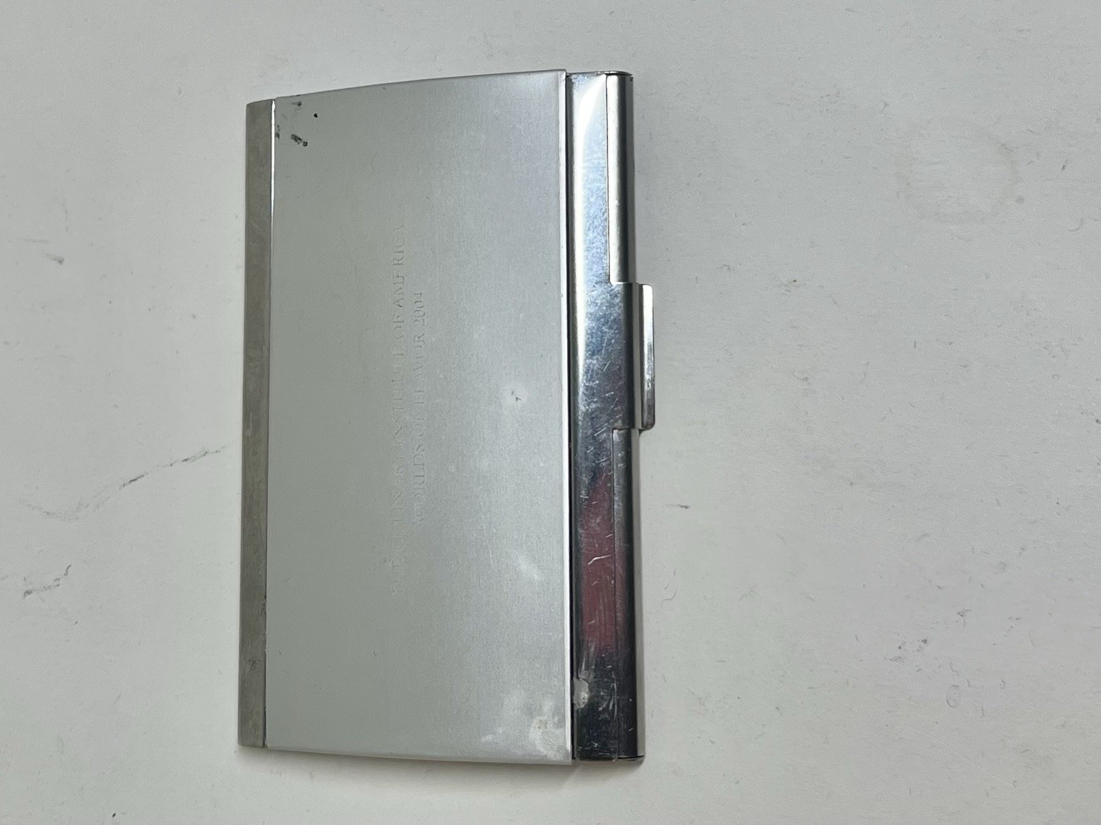 VINTAGE 2004 CULINARY INSTITUTE OF AMERICA SILVER METAL BUSINESS & CC CARD CASE