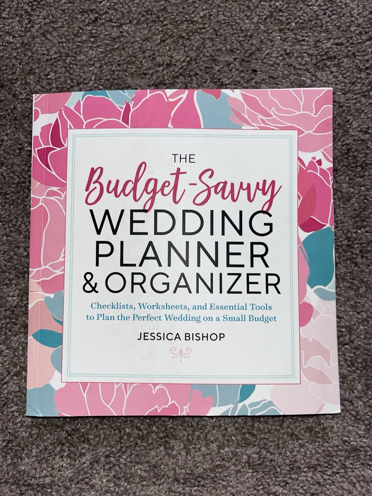 Budget-Savvy Wedding Planner & Organizer Paperboard Format