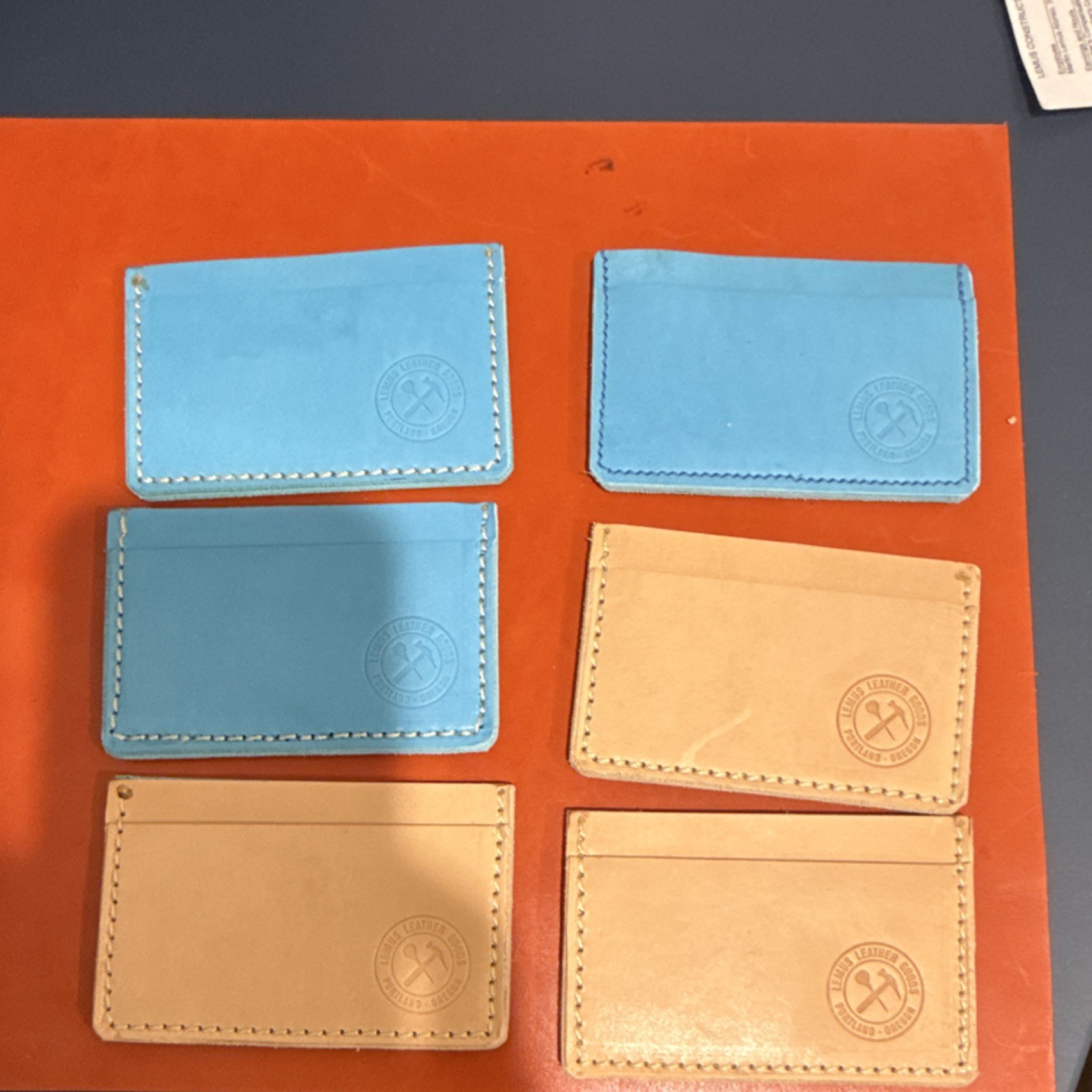 Handmade Leather Minimalist Wallet – Slim Bifold Card Holder – Cash Wallet