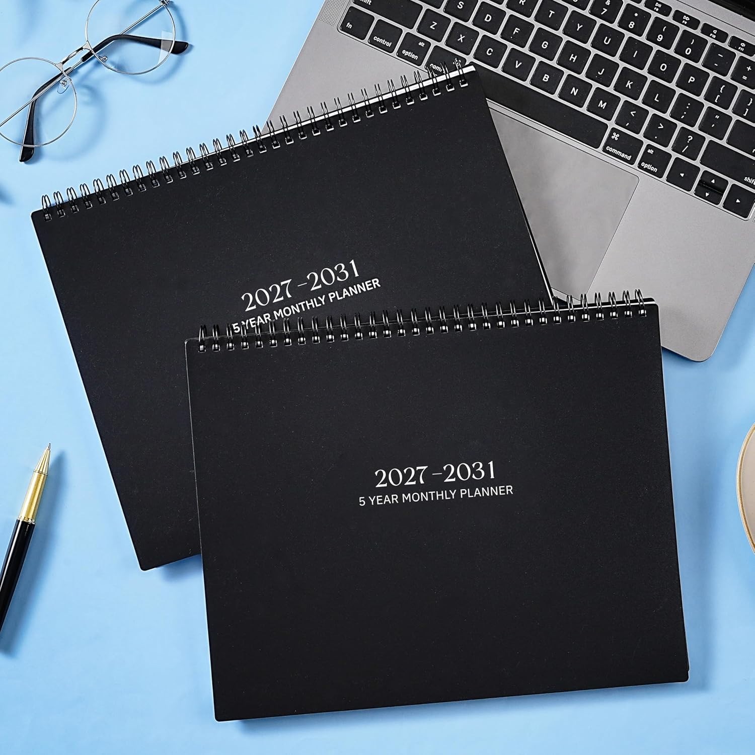 2027-2031 Planner with Unruled Daily Blocks and Notes Columns for Scheduling