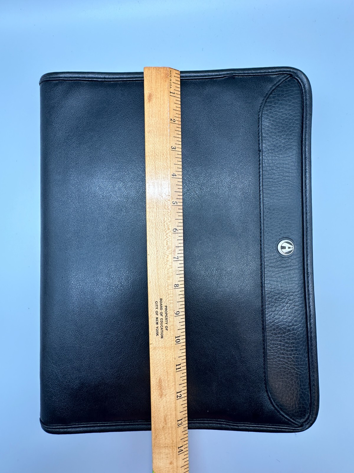 Avenues Binder Organizer Black Faux Leather Zipfolio Notes Business Credit Card