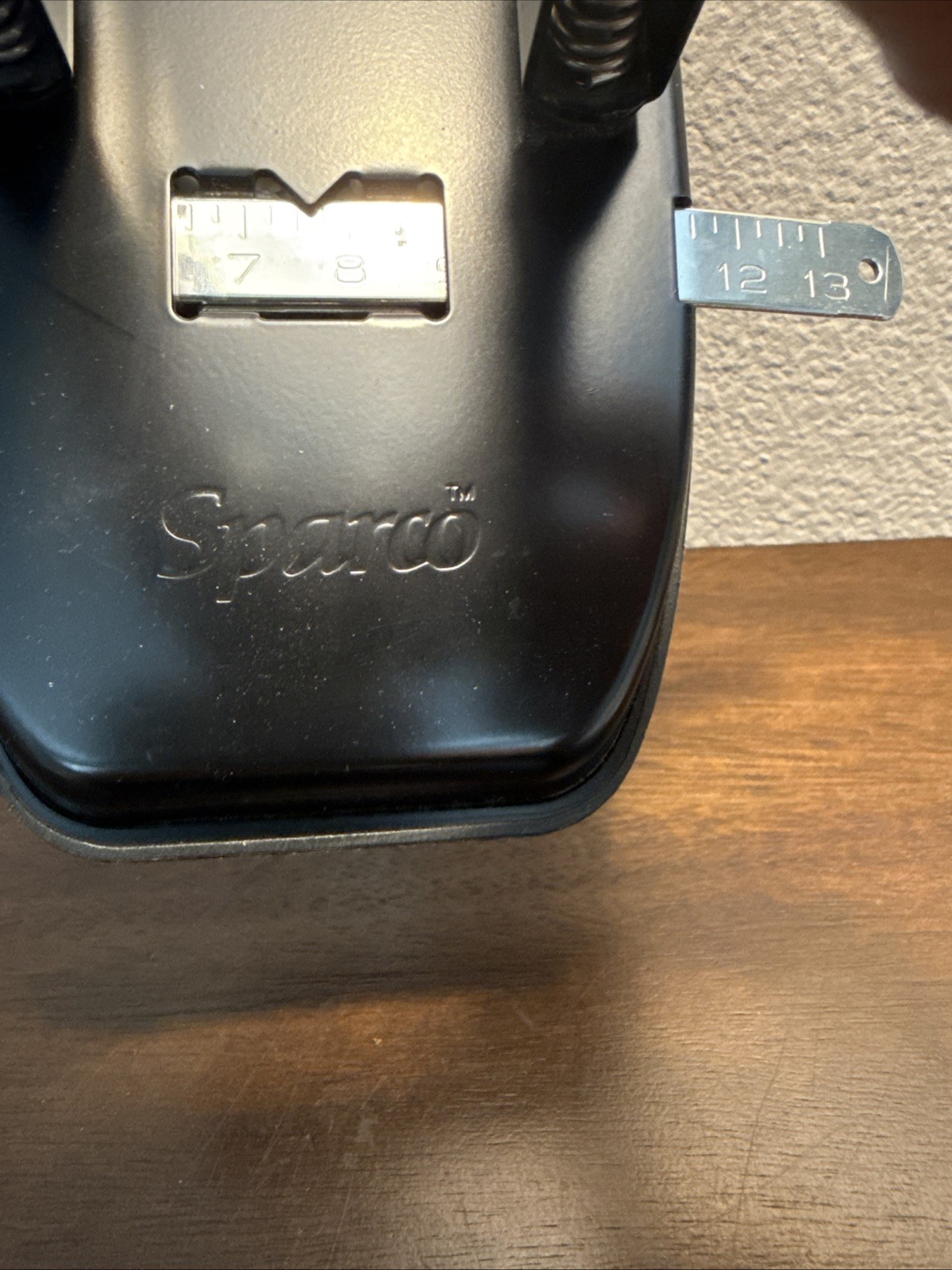 Sparco Black 2 hole punch