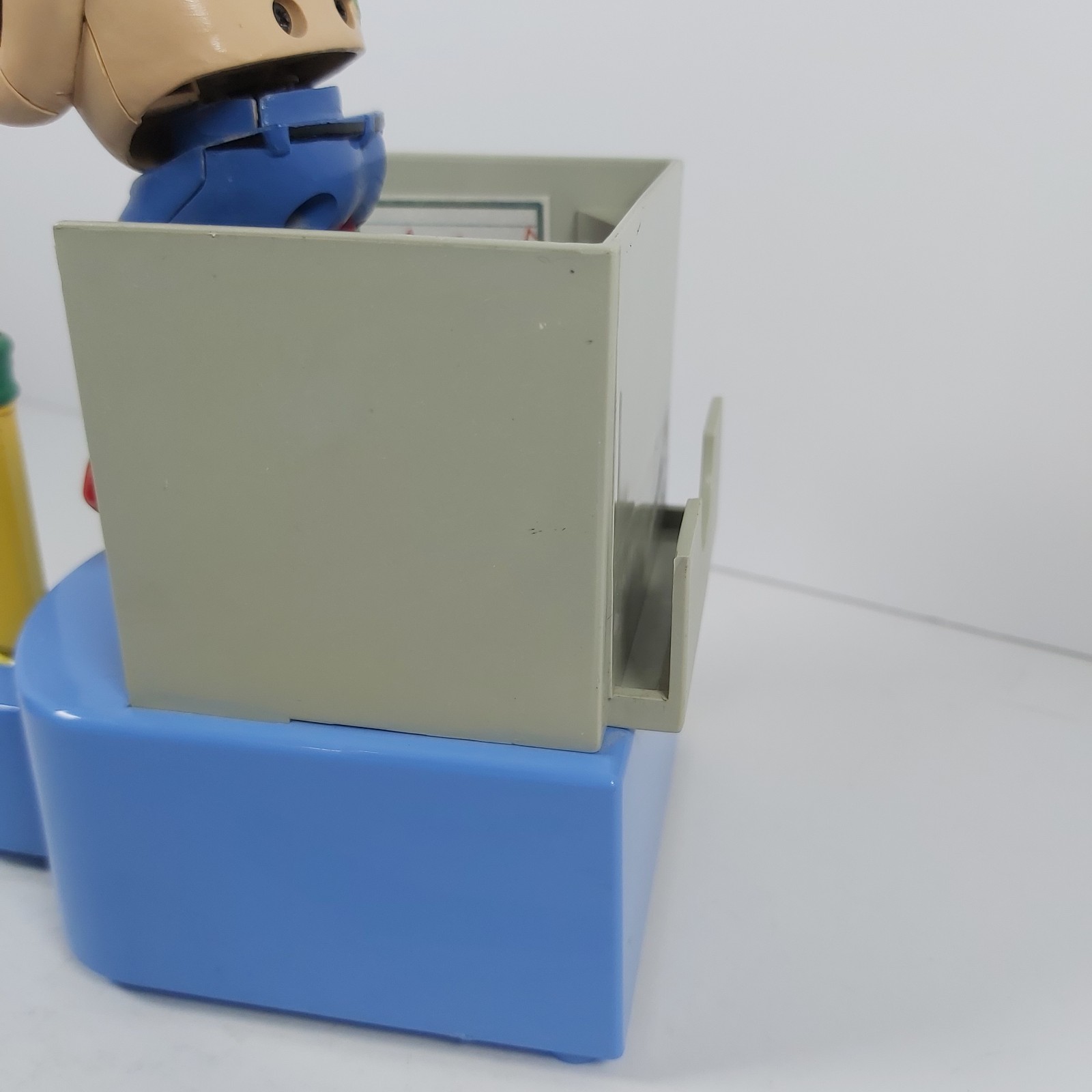 2007 Business Card Holder Gemmy Office Commando Desk Top Figure Talks
