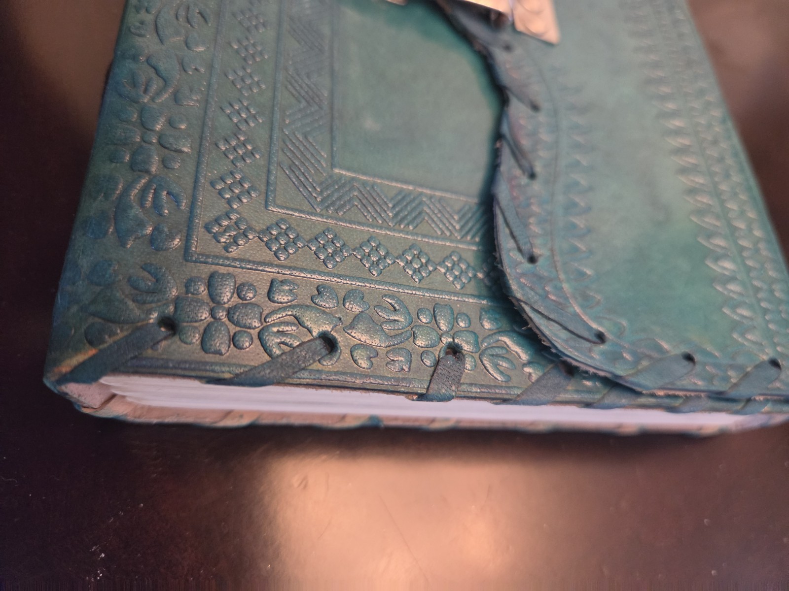 New Vintage Handmade Tooled Leather Journal Diary Notebook Teal w Lock & Key 7×5