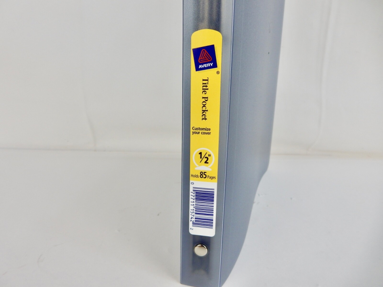 AVERY TITLE POCKET 1/2-INCH *3-RING BINDER* (BUYER GETS 2 BINDERS)