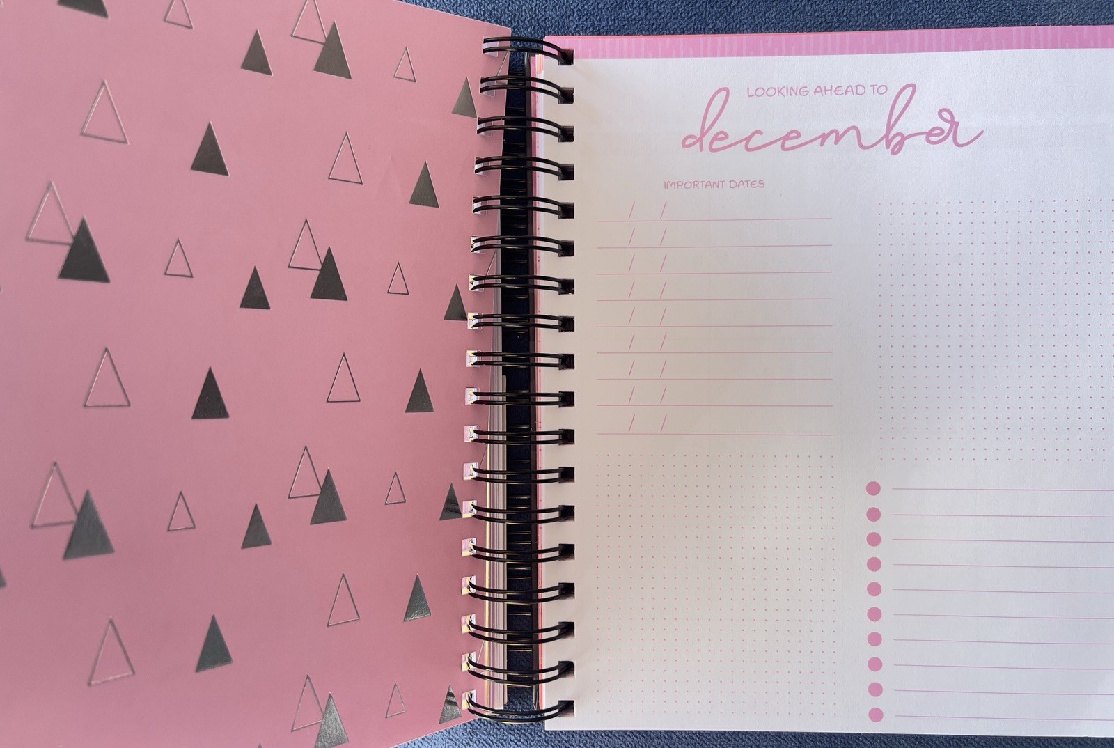 17 Month Planner Black CAMO Aug 2025 -Dec 2026 Weekly Planning Note Page Gift