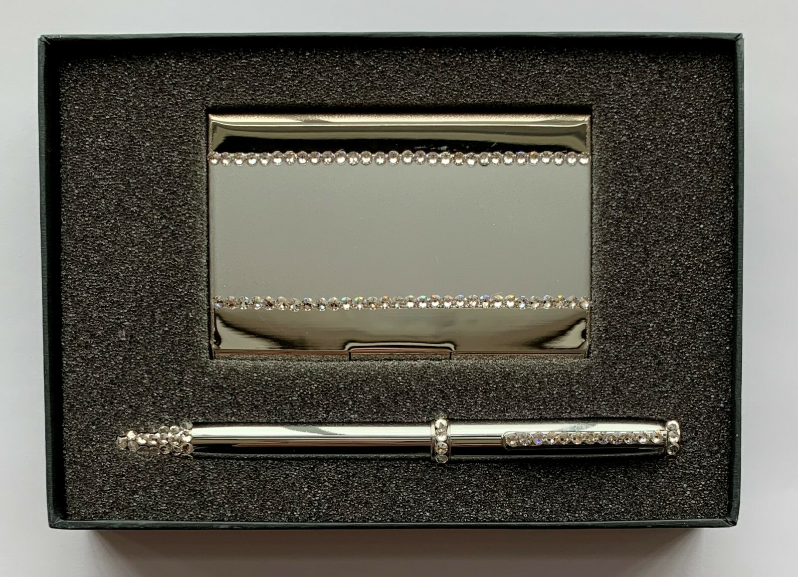 Silver Metal Card Holder & Pen with Swaroski Crystal Decoration in Gift Box