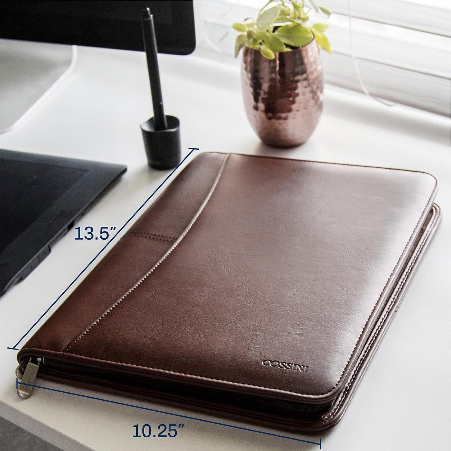 Stylish Business Padfolio with Organized Storage for Meetings and Interviews