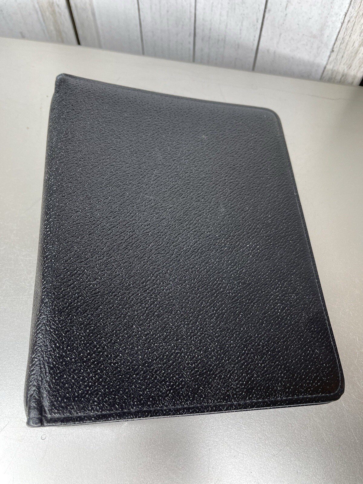 Vintage DAY-TIMER Organizer Agenda 7 Ring Black Leather Pig Skin Made Canada